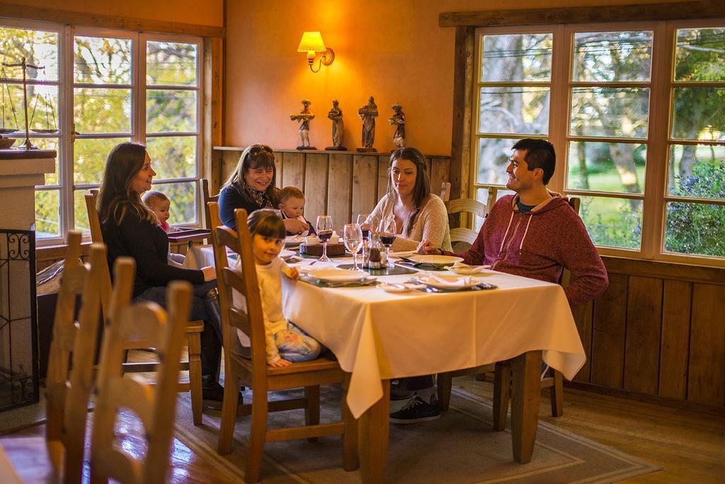 Estancia Rio De Los Ciervos Punta Arenas Eksteriør bilde